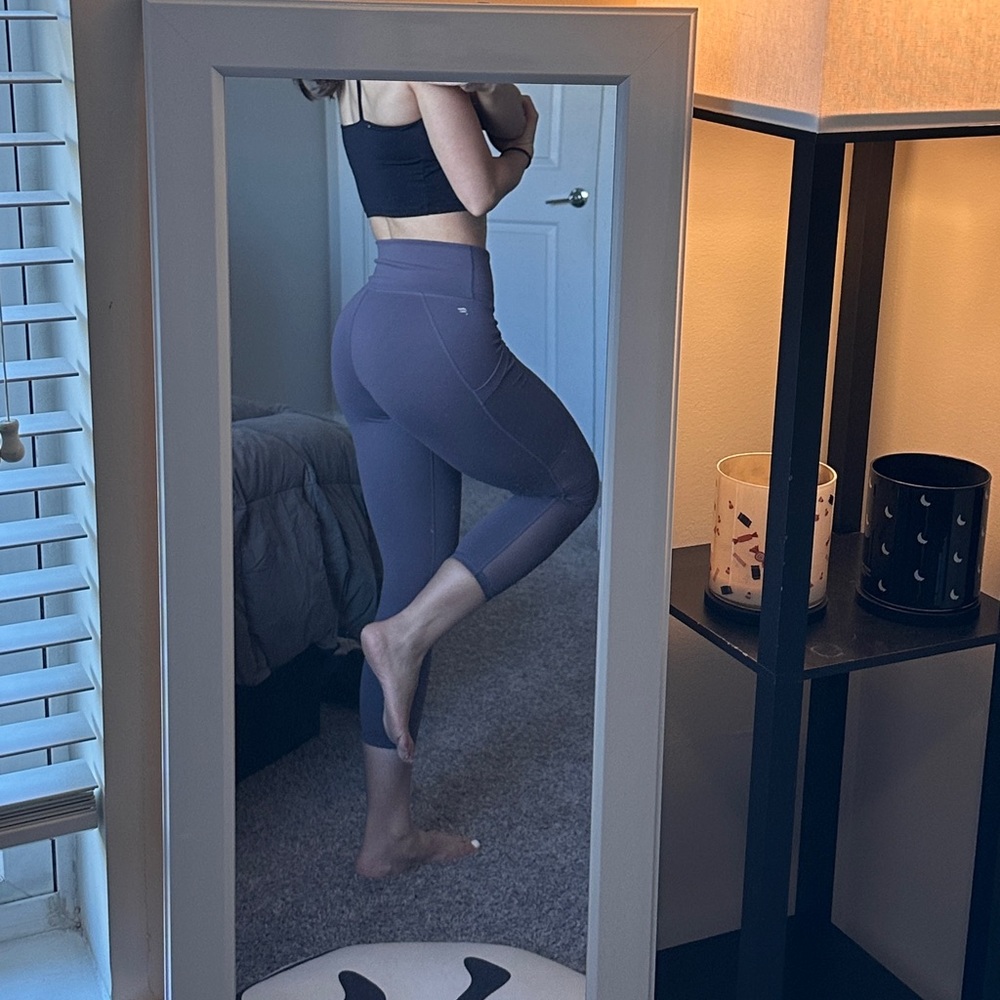 fabletics leggings - Picture 2 of 4